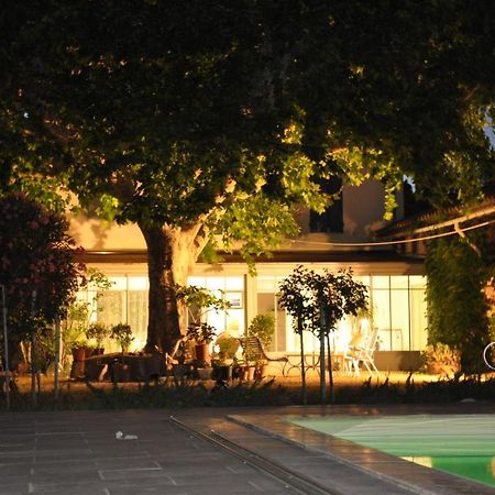 La Ferme De Tonton Jules 2 호텔 Entraigues-sur-la-Sorgue 외부 사진